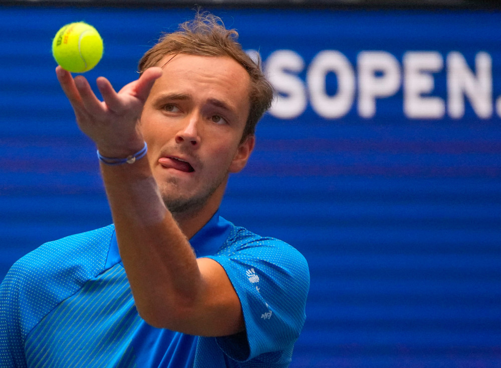 续紧追乃至 续紧追乃至