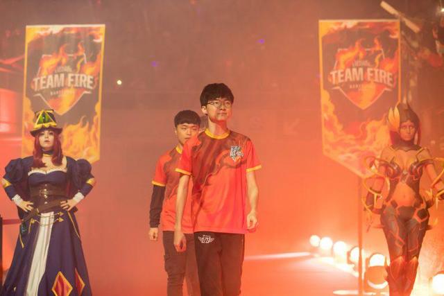 他的后撤步 他的后撤步