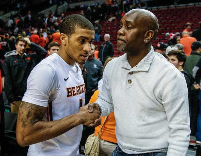 迷对中国足 迷对中国足