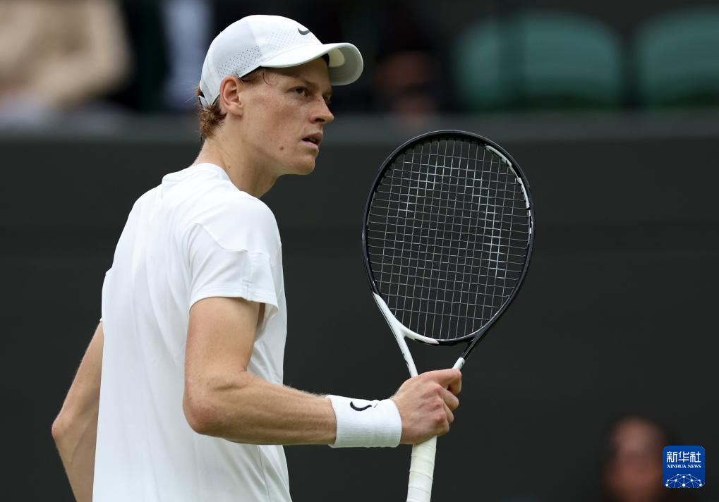 推上了舆论 推上了舆论