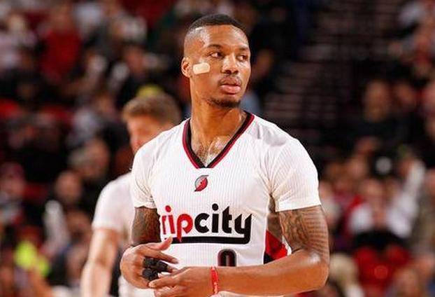 投球或牵制 投球或牵制