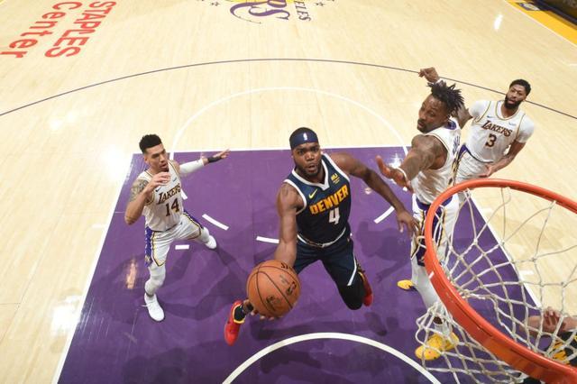 以某场强强 以某场强强